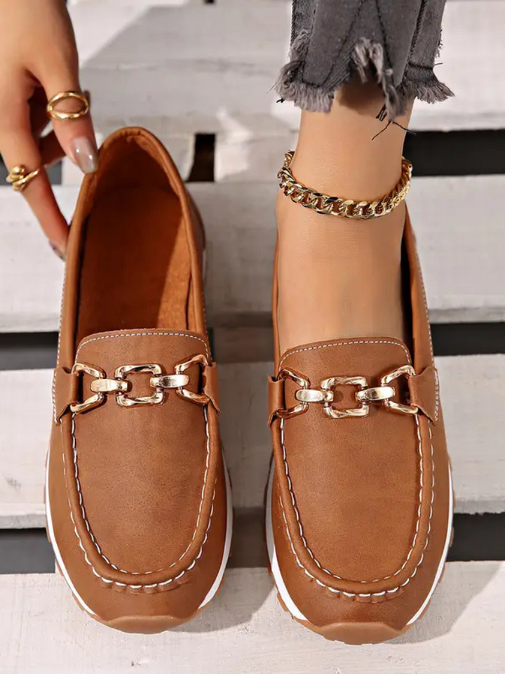 Isla | Chain Detail Loafers