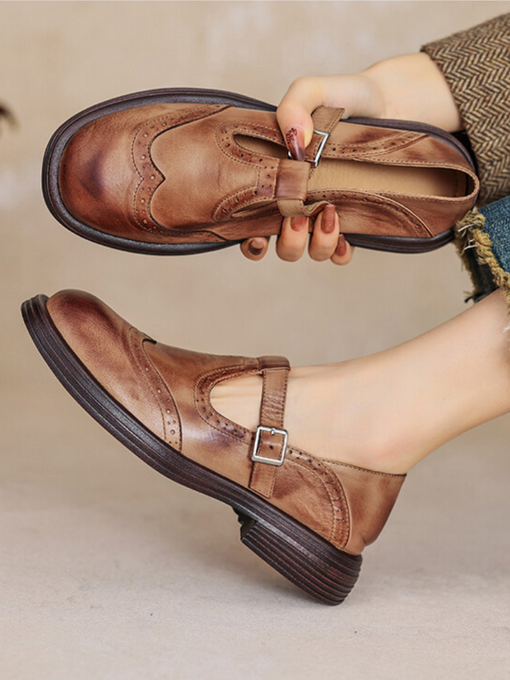 Lara | Vintage Mary Jane Flats