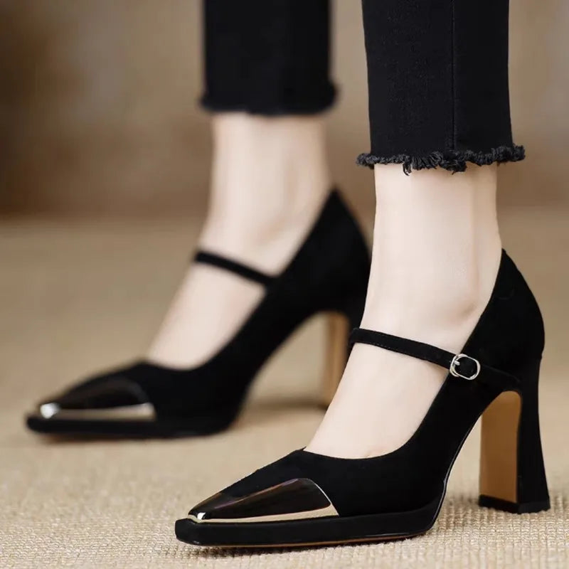 Mora | Elegant Pumps