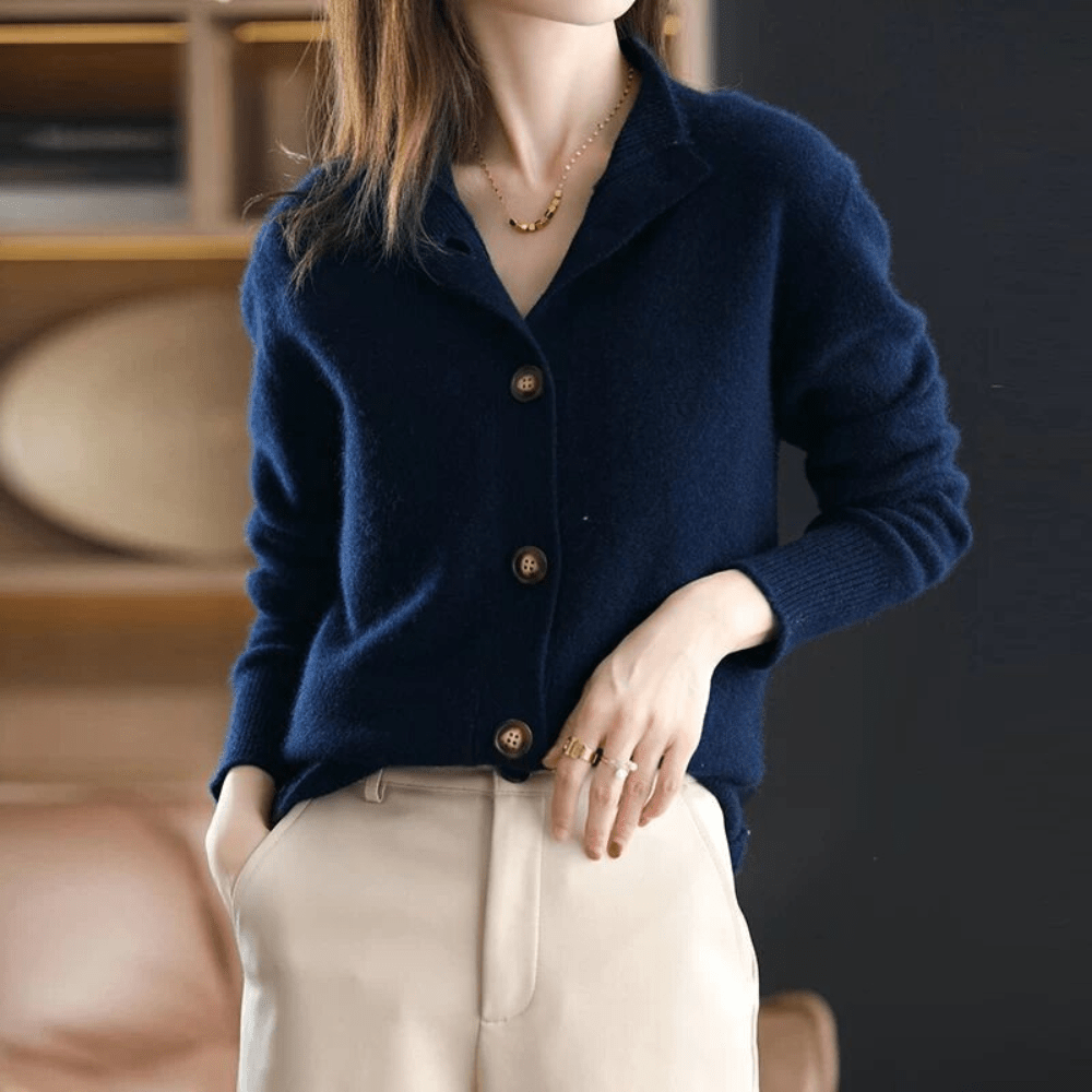 Amy - Luxurious Cashmere Knit Cardigan